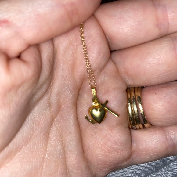 14K gold - heart, anchor, cross necklace